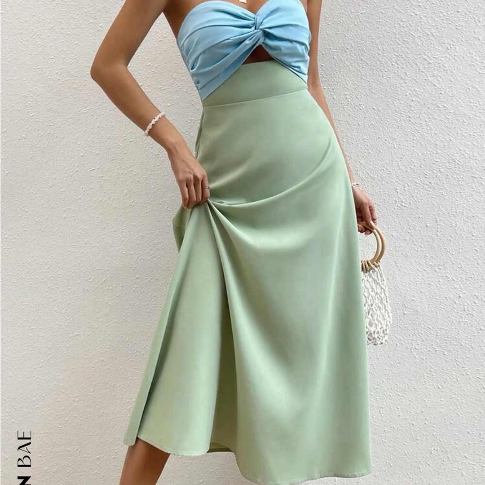 Shein Dress - never worn. Size M - runs slightly big. Nice quality
